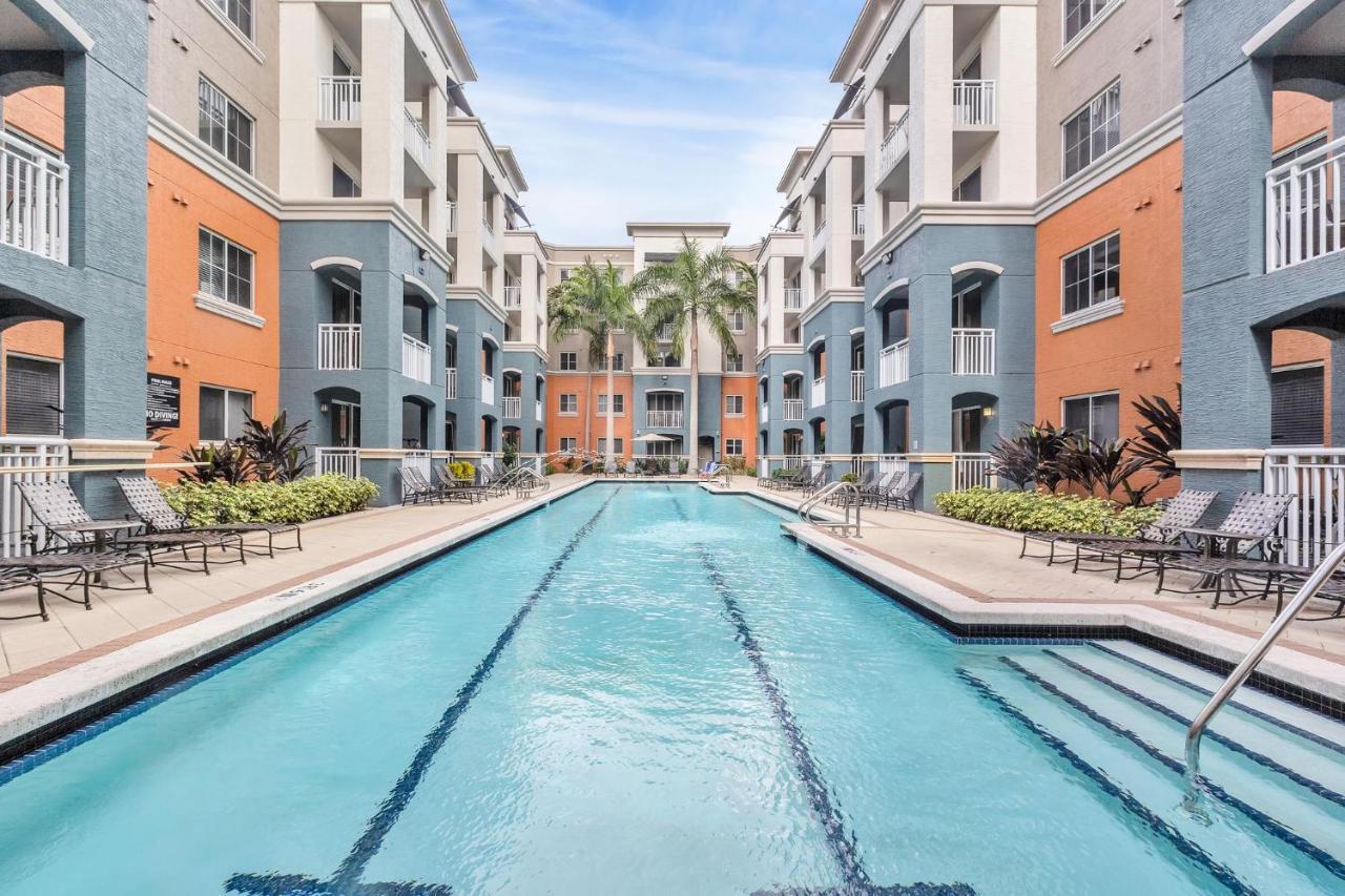 Dharma Home Suites South Miami At Red Road Commons 客房 照片