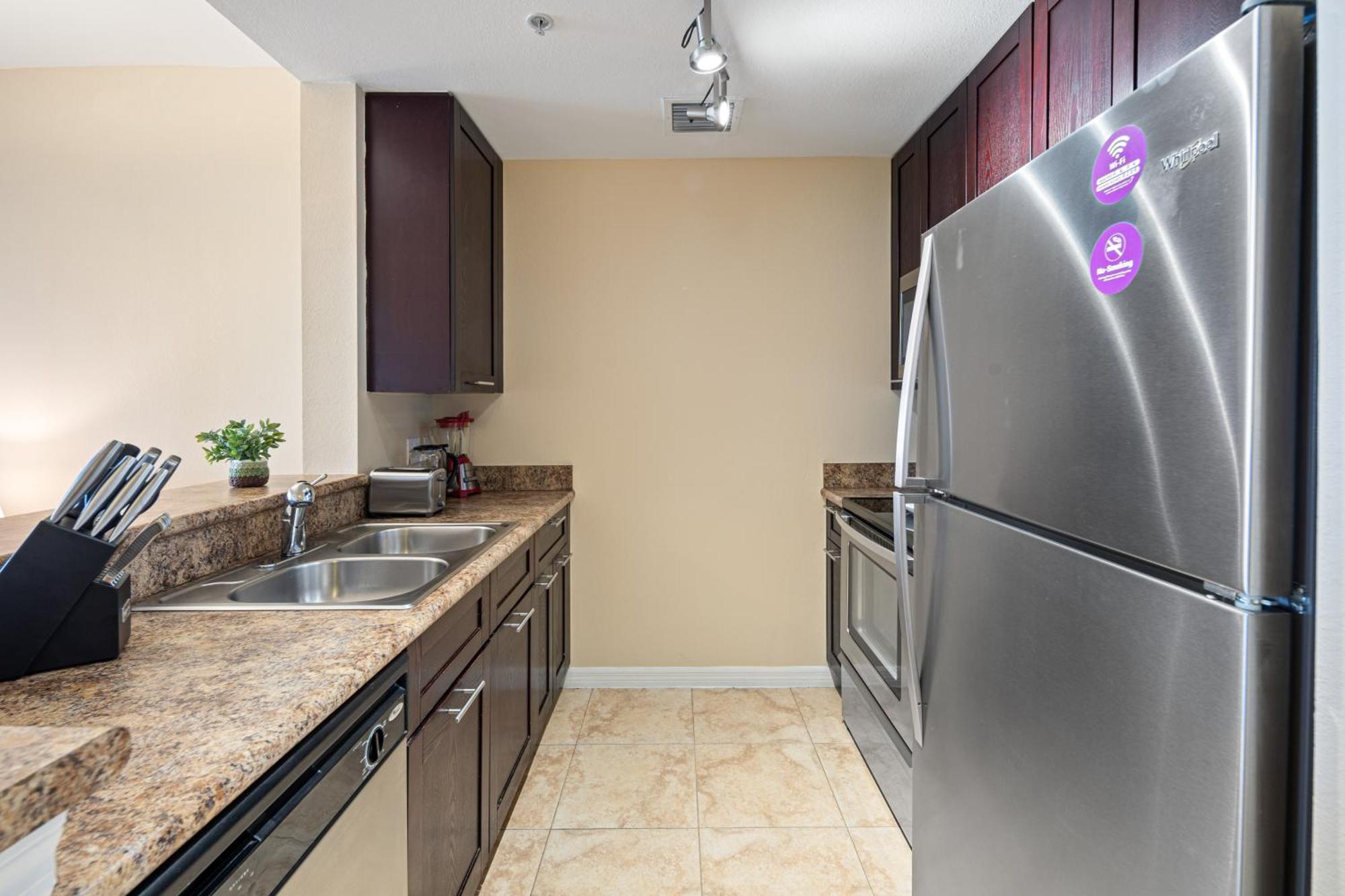 Dharma Home Suites South Miami At Red Road Commons 外观 照片